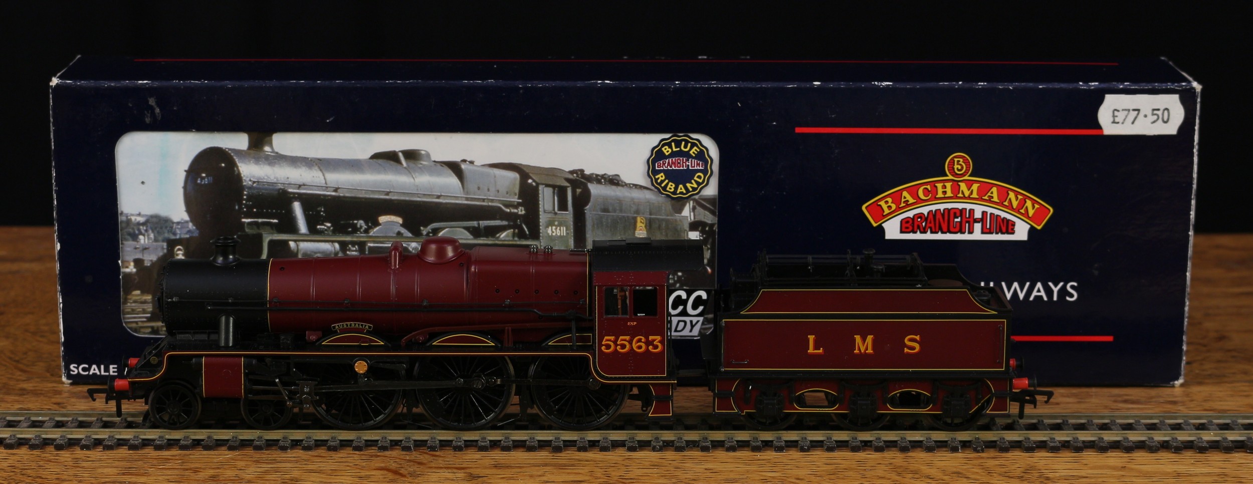 Bachmann Branch-Line OO Gauge 31-185 LMS Jubilee Class 4-6-0 'Australia' locomotive and six wheel