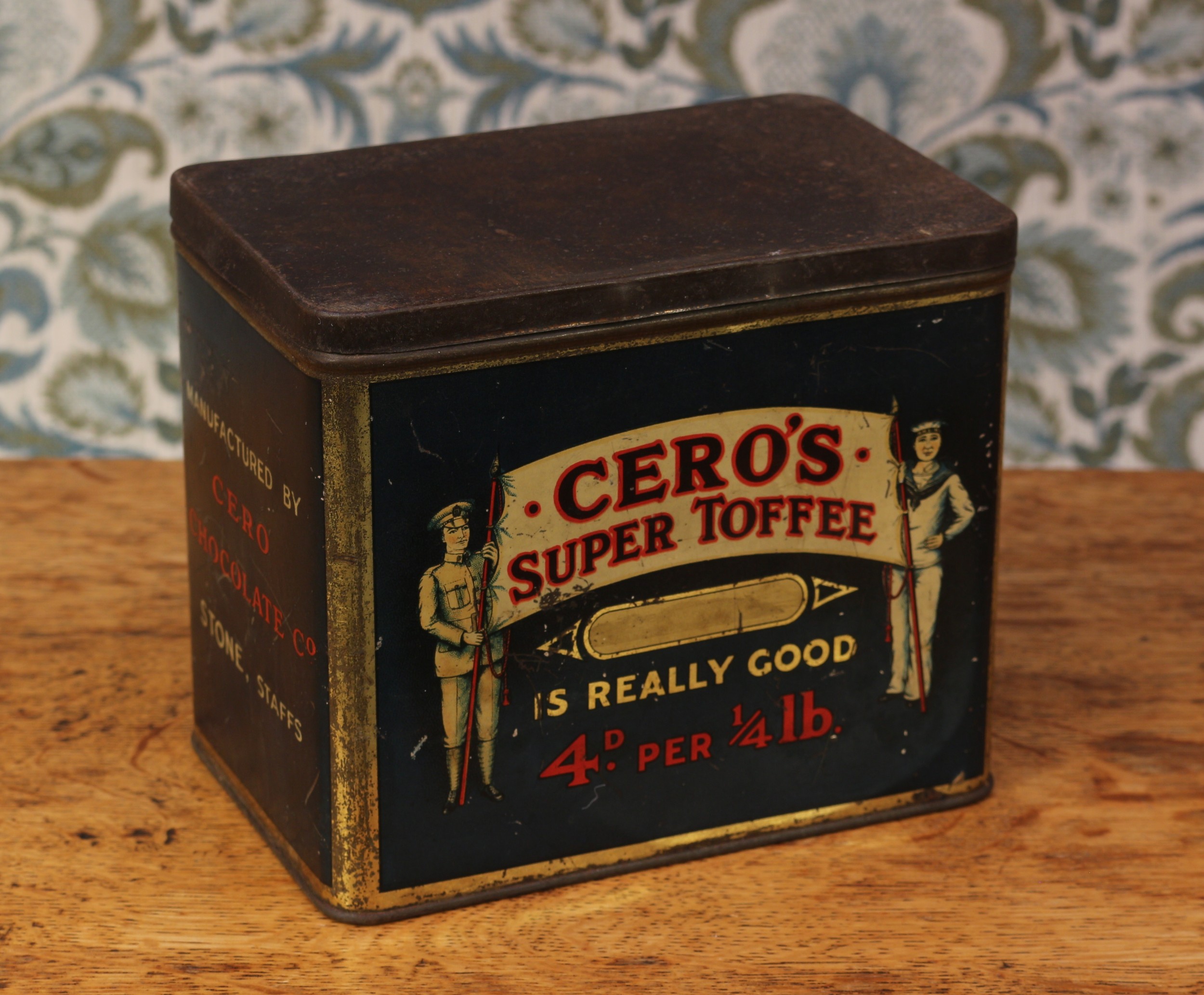 Advertising, Confectionery Interest - a Cero Chocolate Co. (Stone, Stafffordshire) rounded