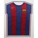 Sport, Football, Autographs - a Barcelona F.C. replica home shirt, signed in pen, various signatures