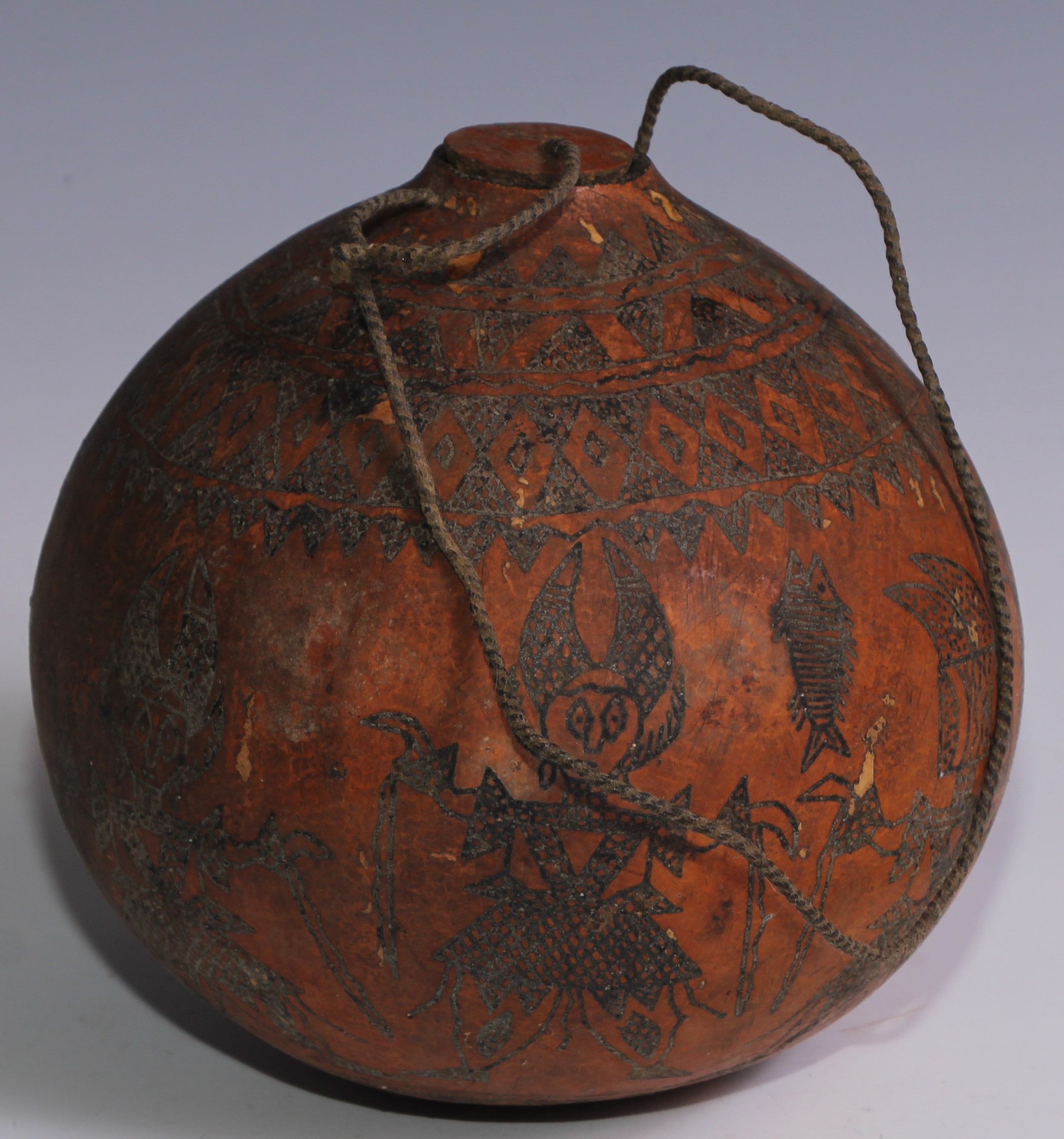 A South American gourd vessel, sgrafitto decorated, 14cm high - Image 2 of 2
