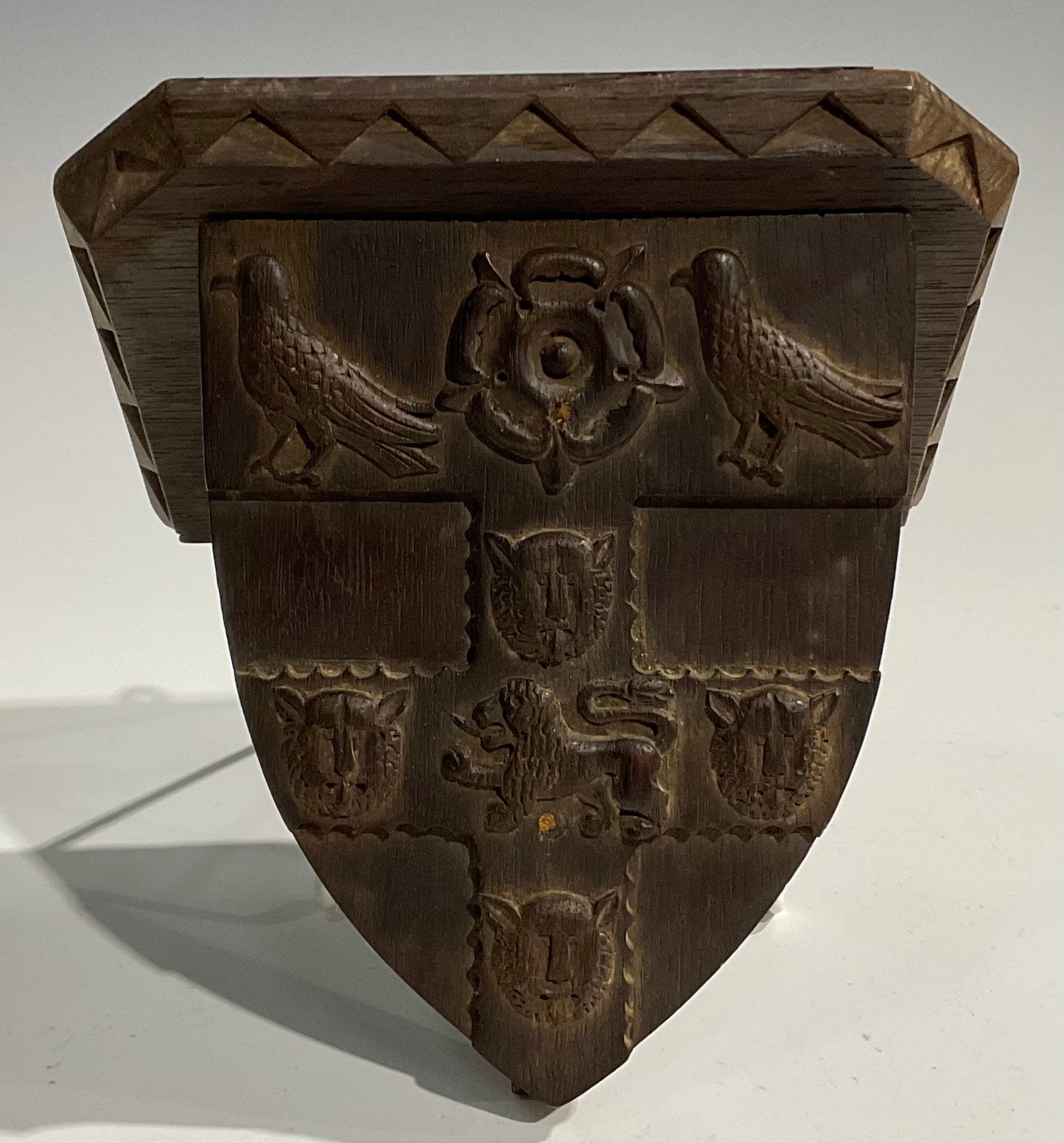 A pair of 19th century Gothic Revival oak armorial wall brackets, carved with the coats of arms of - Image 3 of 9