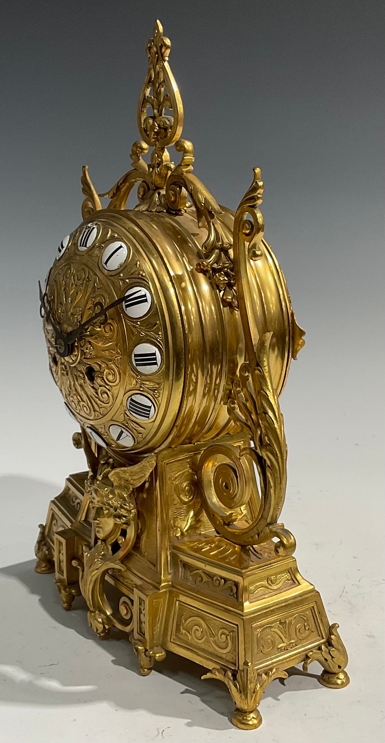 A 19th century Etruscan Revival ormolu mantel clock, the 14cm dial applied with enamel Roman numeral - Image 6 of 6