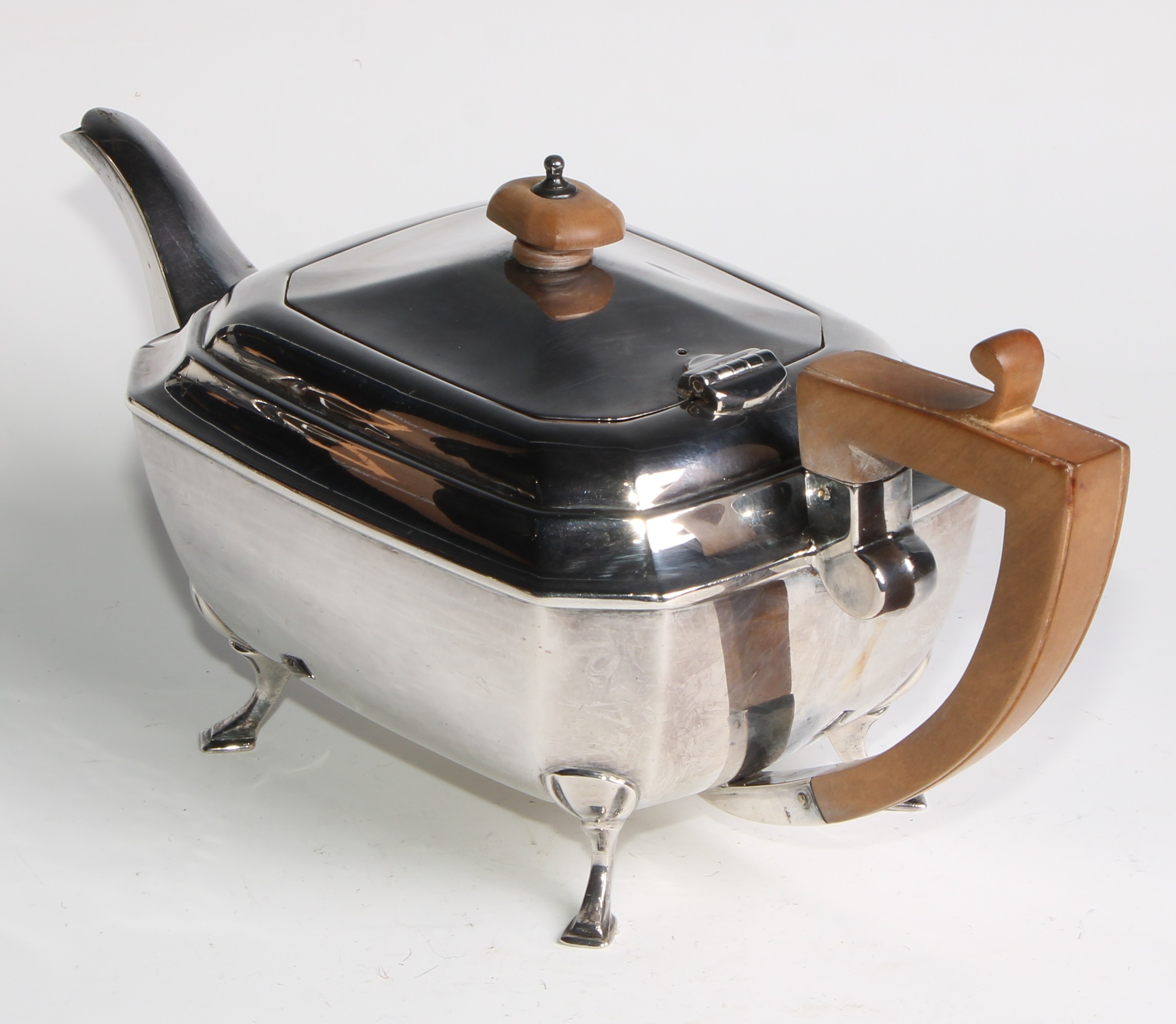 A George V Art silver Art Deco four piece tea service, angular handles, pad feet, Cooper - Image 6 of 19