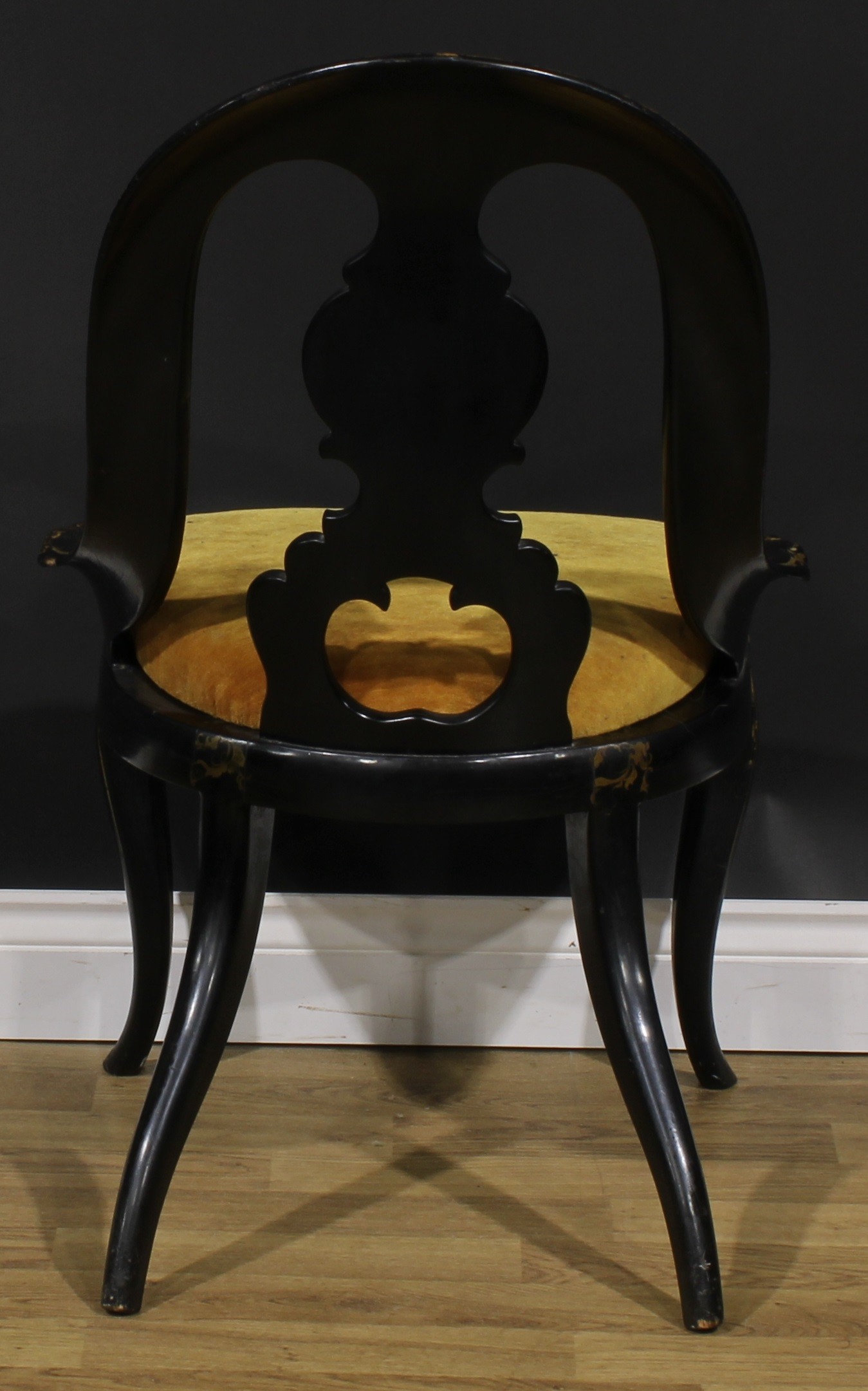 A harlequin suite of three Victorian parcel gilt black lacquer papier-mâché, ebonised and mother - Image 5 of 13