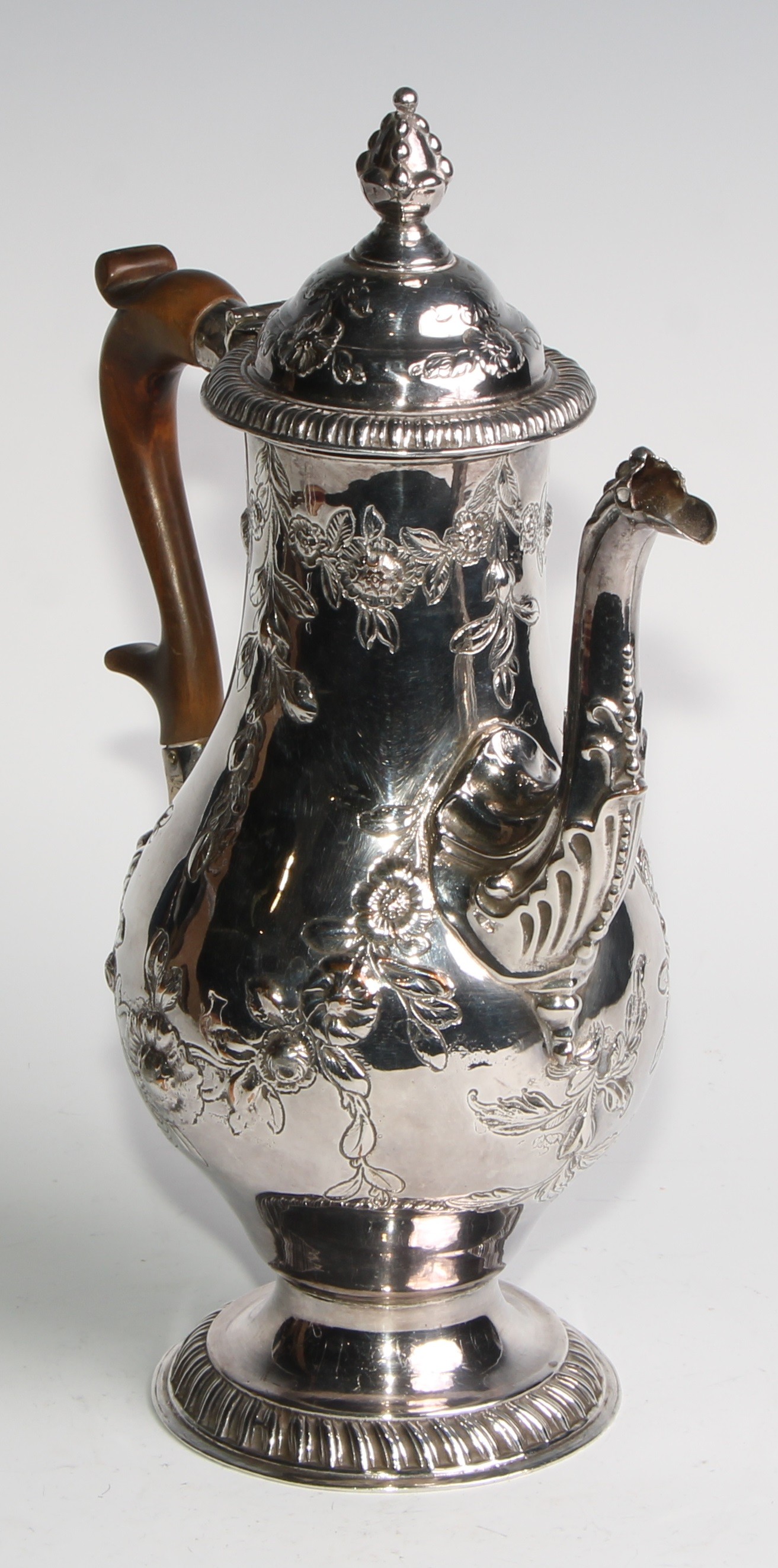 A George III Old Sheffield Plate baluster coffee pot, chased with flowering leafy swags, hinged ogee - Image 3 of 5