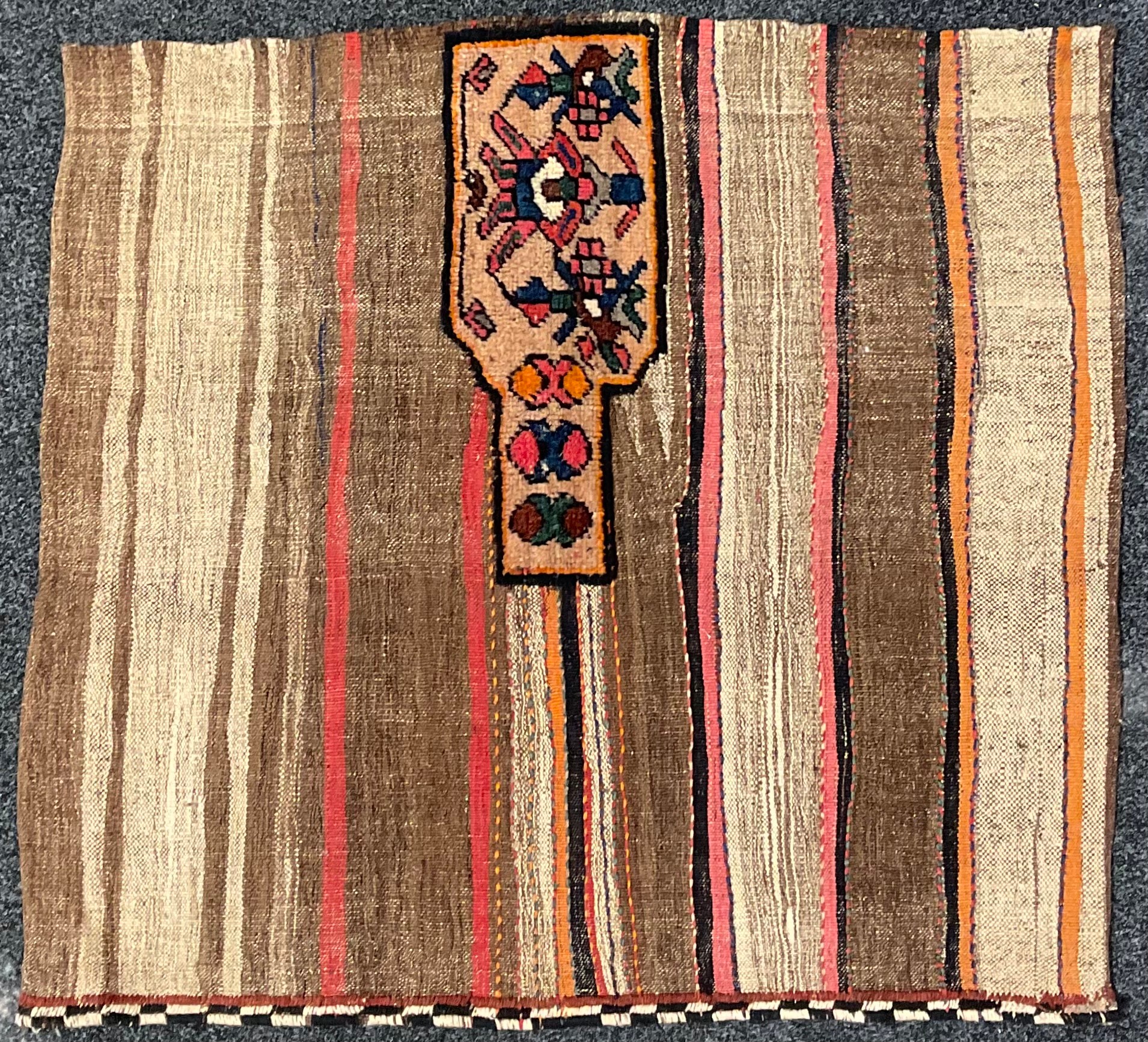 An early to mid 20th century Tasheh, ‘wheat sack’ wall hanging or rug, Chahar Mahal, West-Central - Image 3 of 3