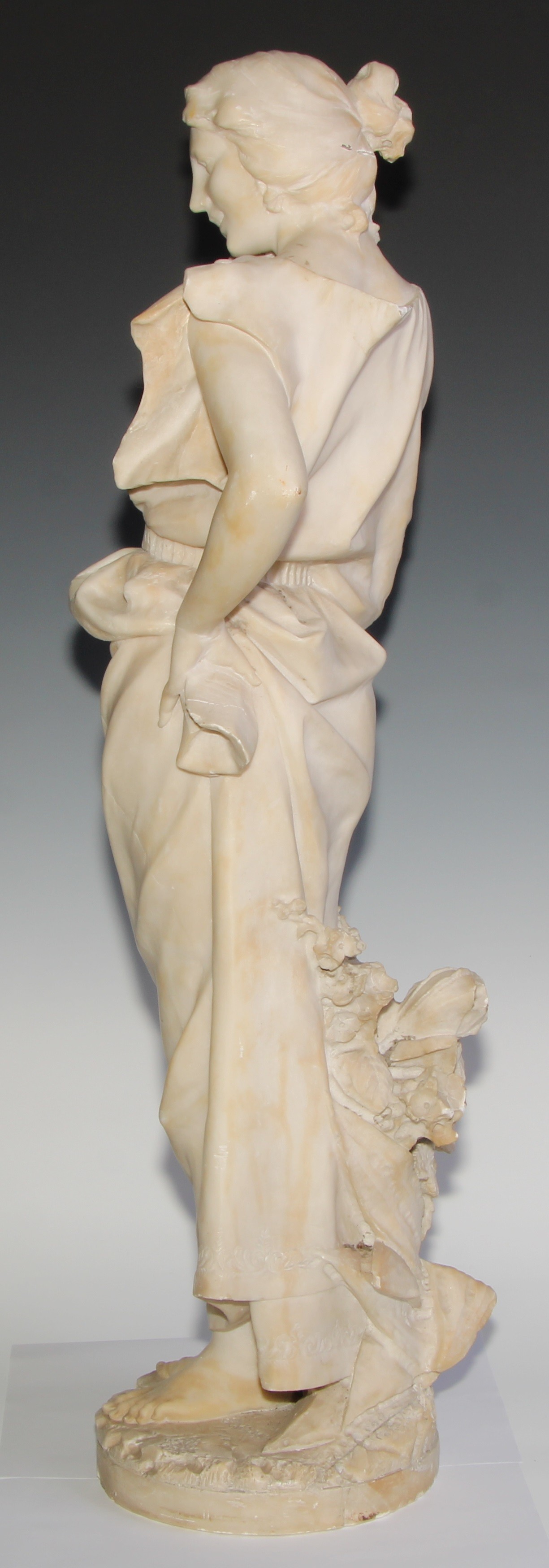 Italian School (19th century), a marble, Pleasant Thoughts, 82cm high - Image 5 of 5