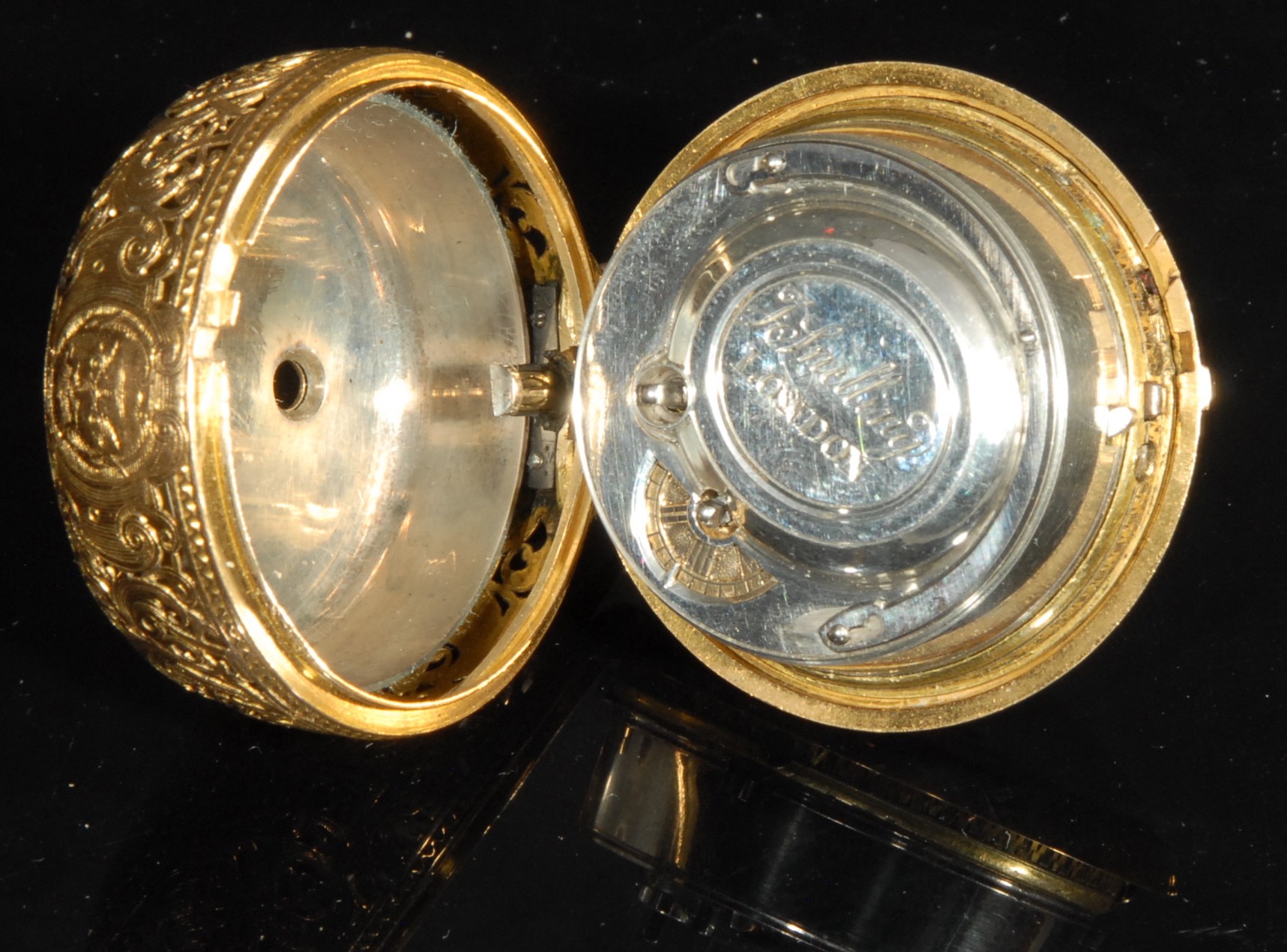 An early 18th century 18ct gold repeating pair case pocket watch, by James Snelling, London, 3.5cm - Image 4 of 5