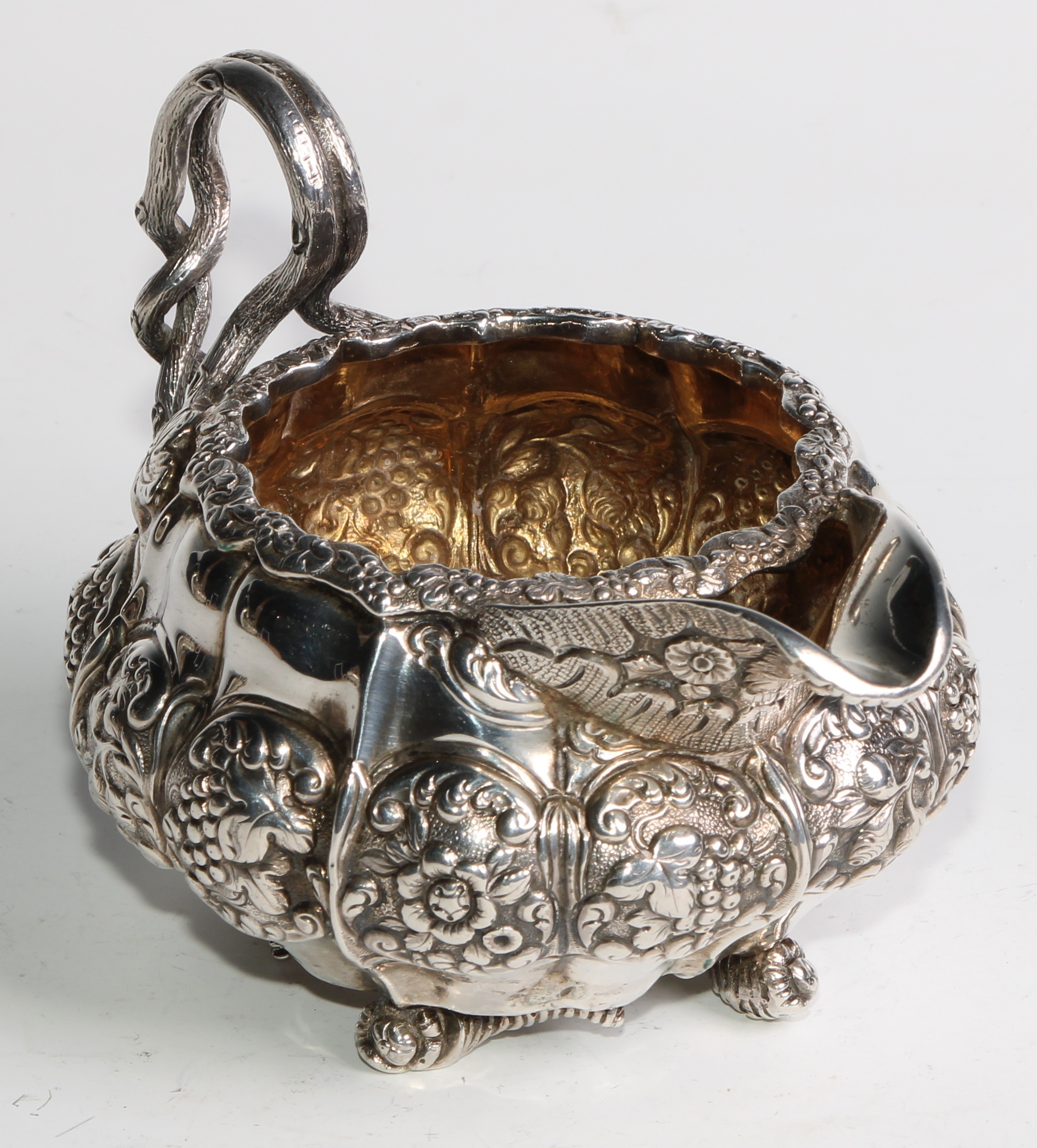 A George IV silver three piece melon shaped tea service, comprising teapot, milk jug and sugar - Image 9 of 14