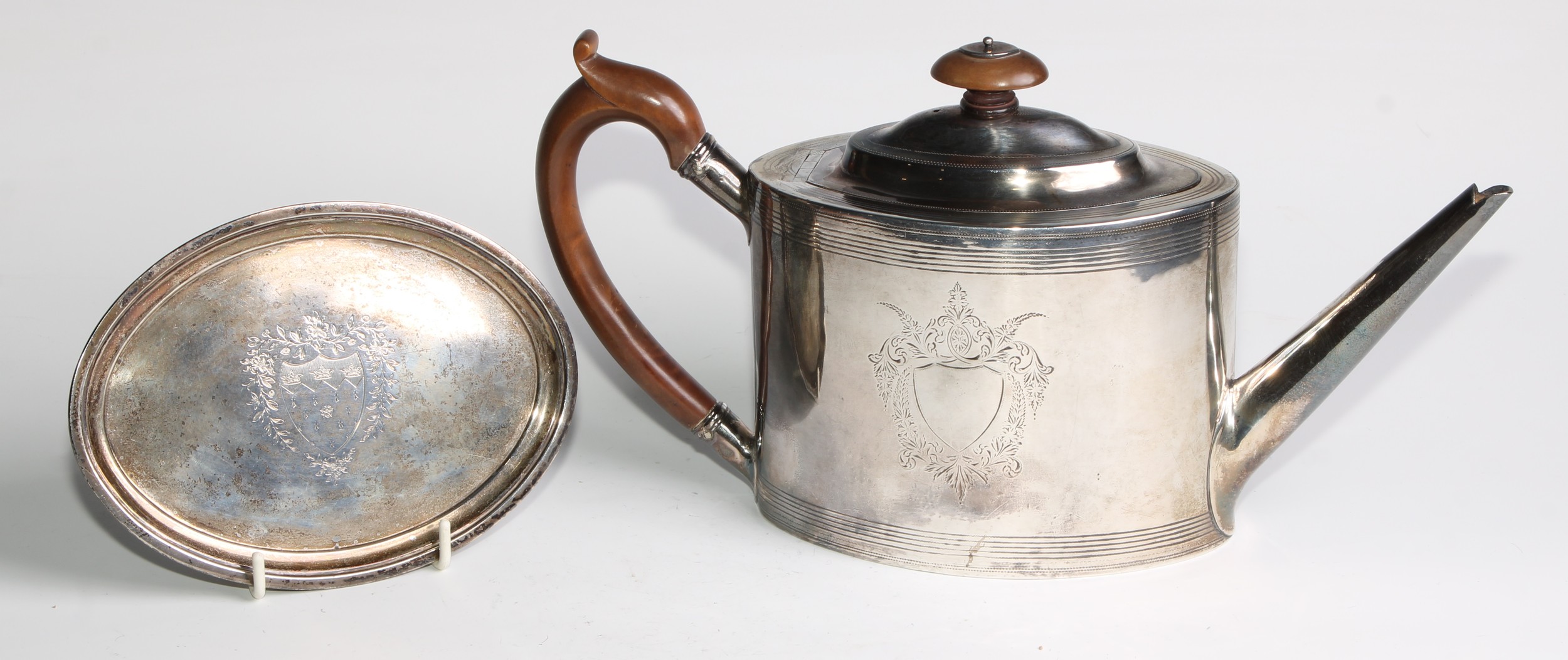 A George III silver oval drum shaped teapot, bright-cut and wrigglework engraved with bands and - Image 3 of 10