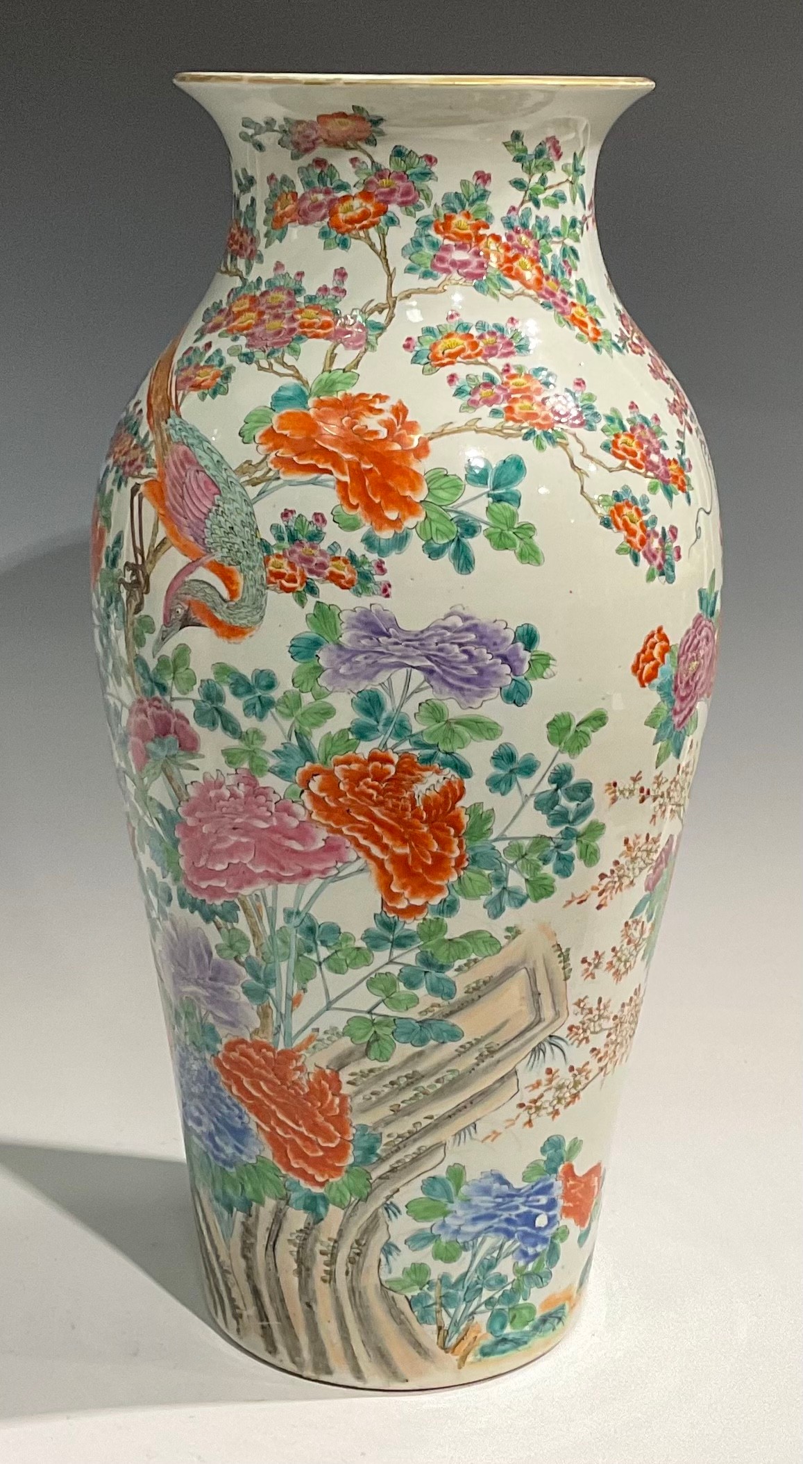 A pair of large Japanese inverted baluster vases, decorated in the Chinese manner with exotic - Image 6 of 10