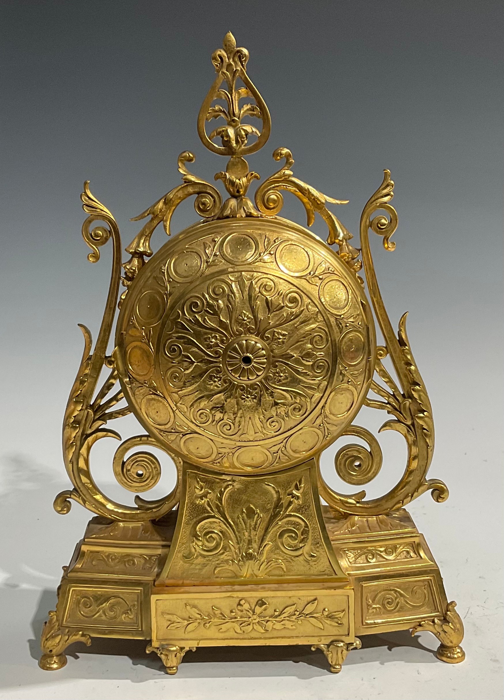 A 19th century Etruscan Revival ormolu mantel clock, the 14cm dial applied with enamel Roman numeral - Image 4 of 6