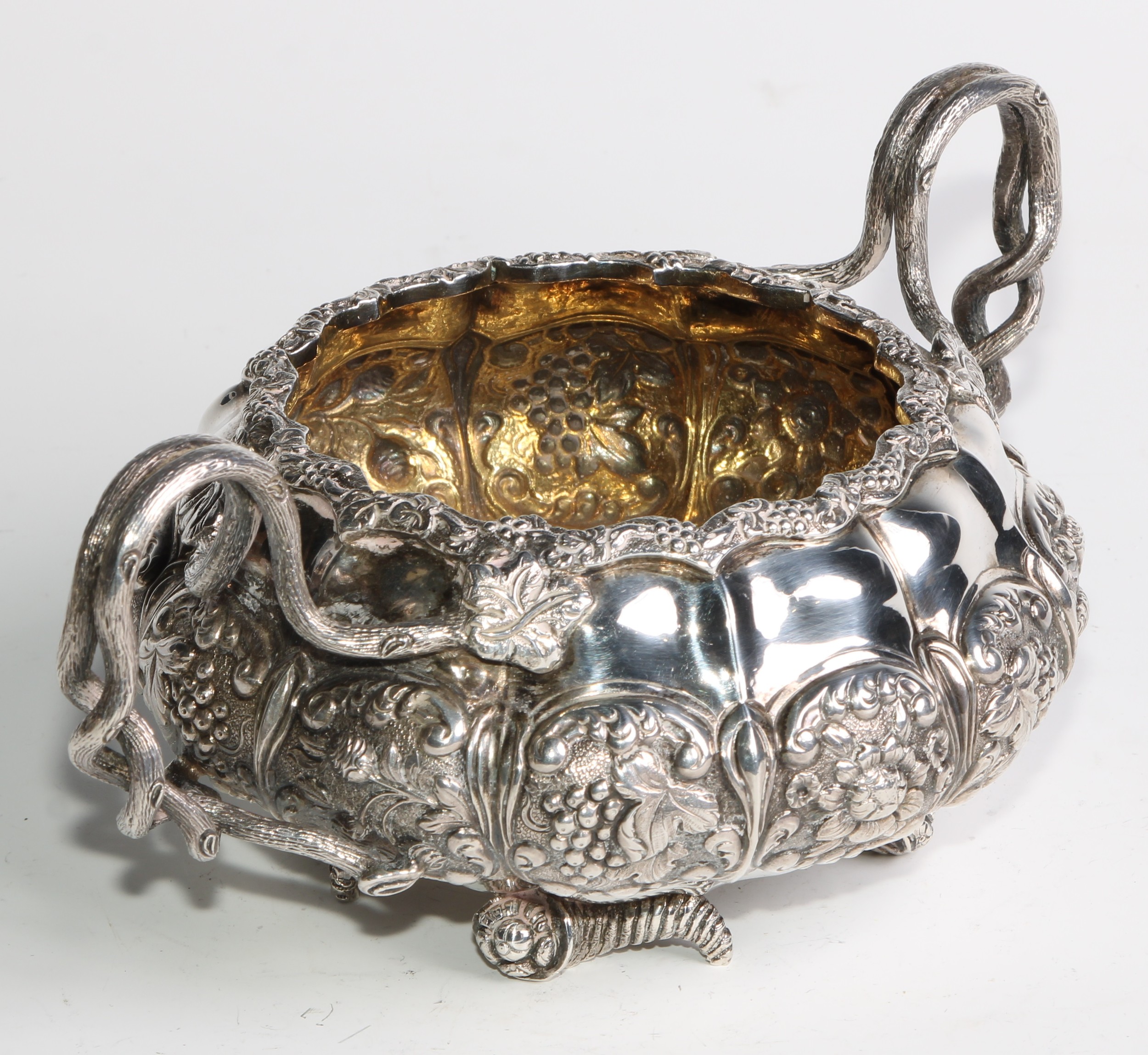 A George IV silver three piece melon shaped tea service, comprising teapot, milk jug and sugar - Image 13 of 14