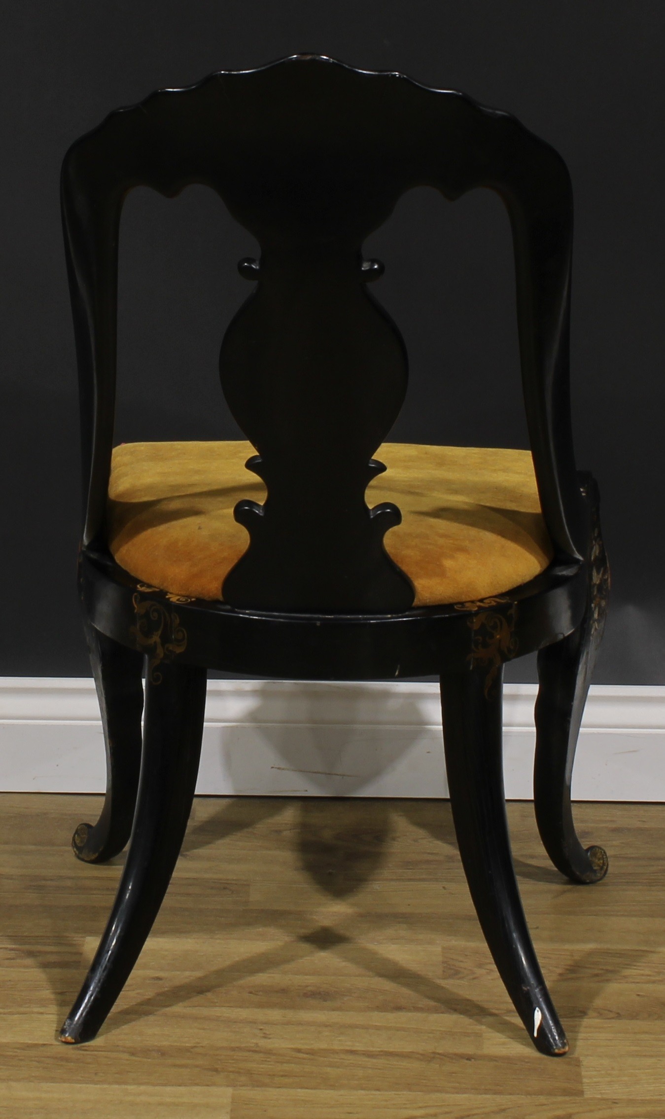 A harlequin suite of three Victorian parcel gilt black lacquer papier-mâché, ebonised and mother - Image 13 of 13