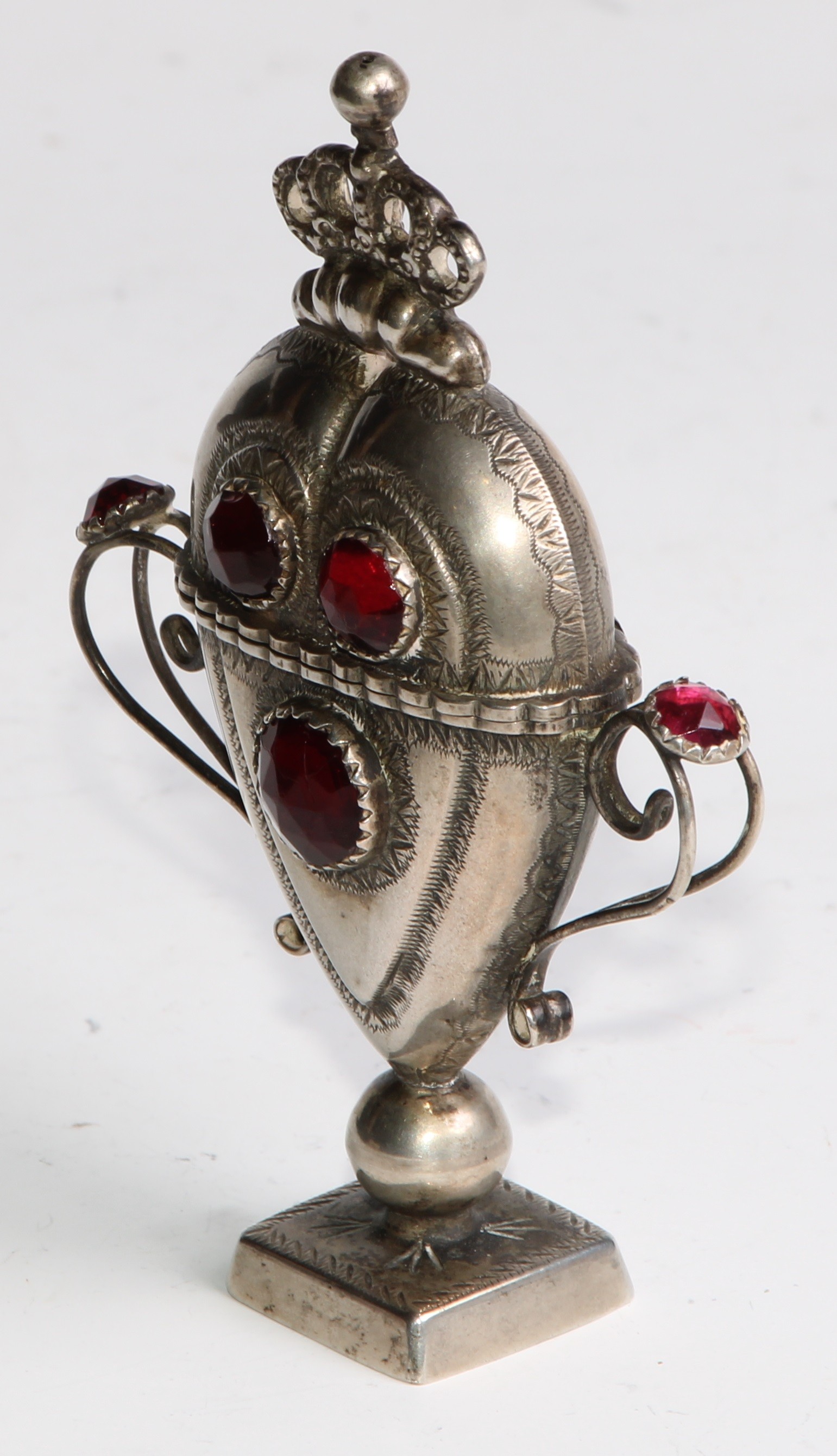 A Danish silver heart shaped hovedvandsaeg marriage box, set with red stones, hinged cover crested - Image 5 of 6