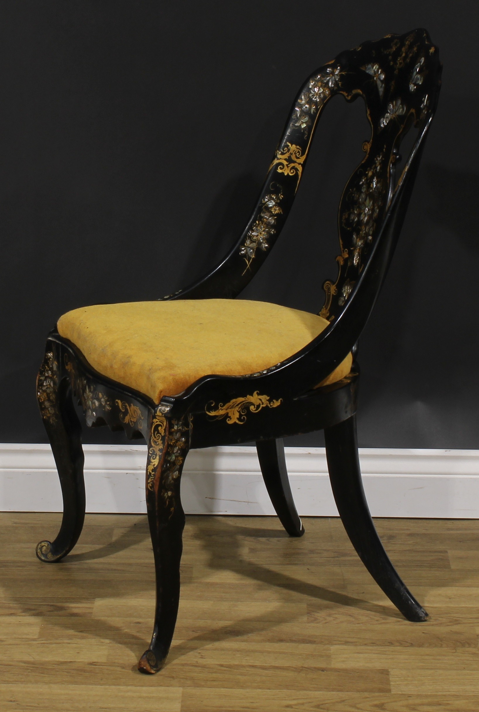 A harlequin suite of three Victorian parcel gilt black lacquer papier-mâché, ebonised and mother - Image 12 of 13