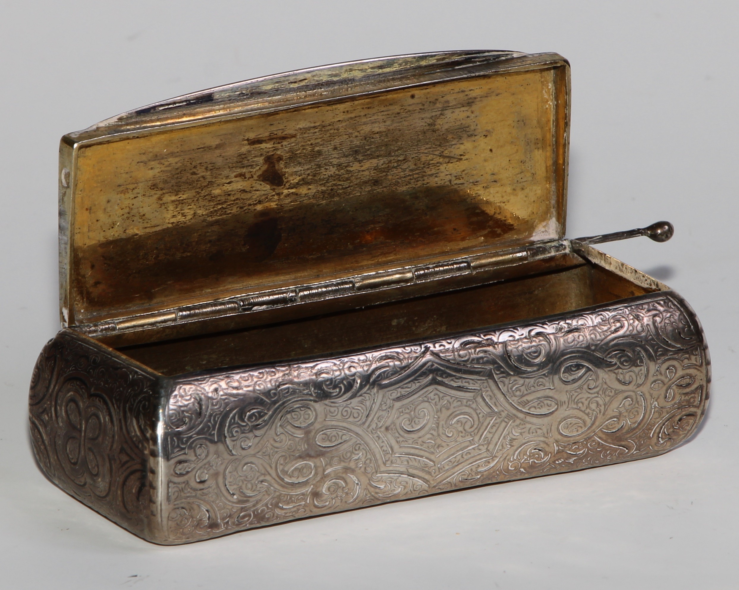 A 19th century French bowed rectangular snuff box, engraved and chased overall with strap work and - Image 4 of 5