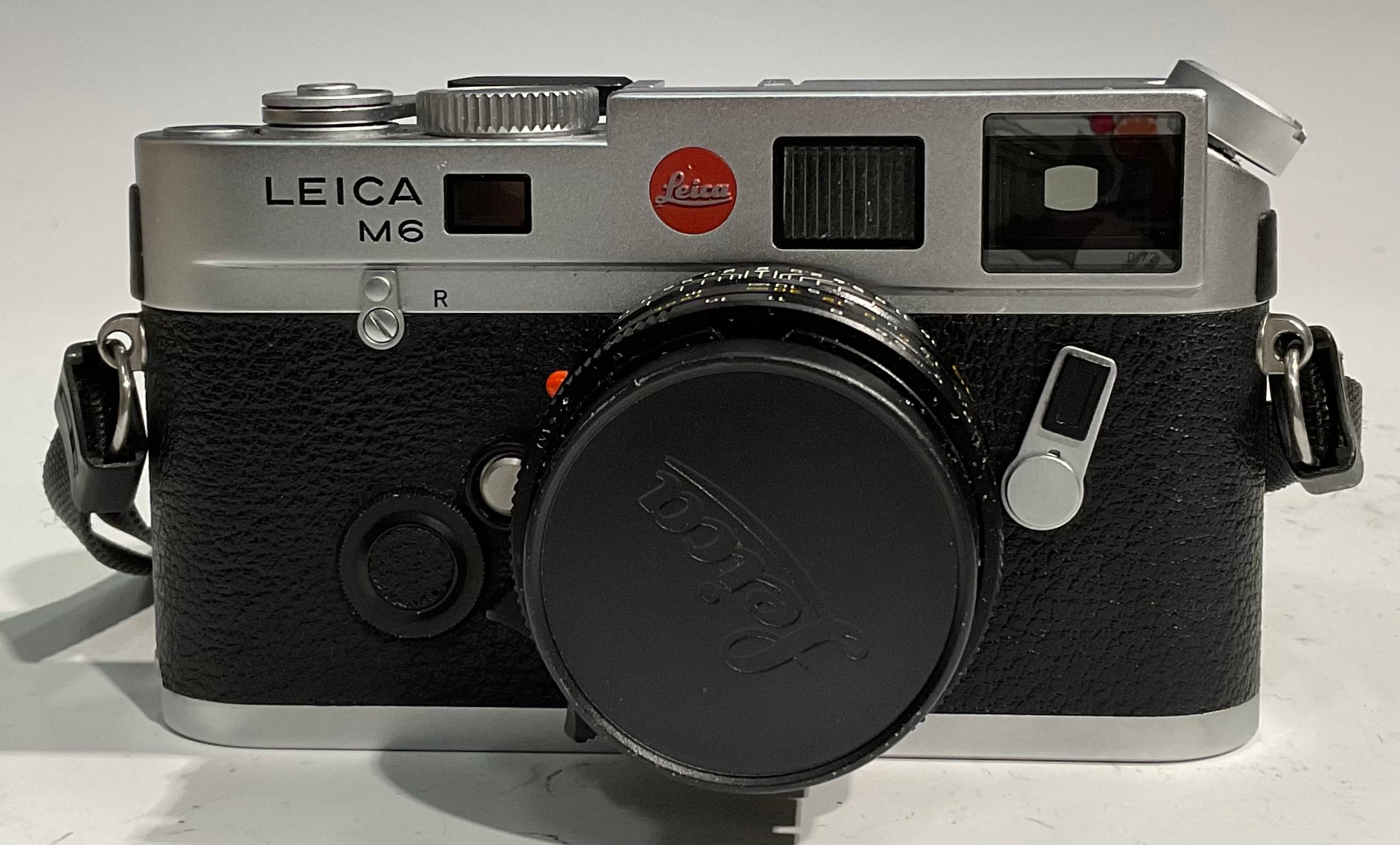 Photography - a Leica M6 TTL silver body camera; a Leica 35mm f2 Summicron-M ASPH lens; a Leica 90mm - Image 3 of 5