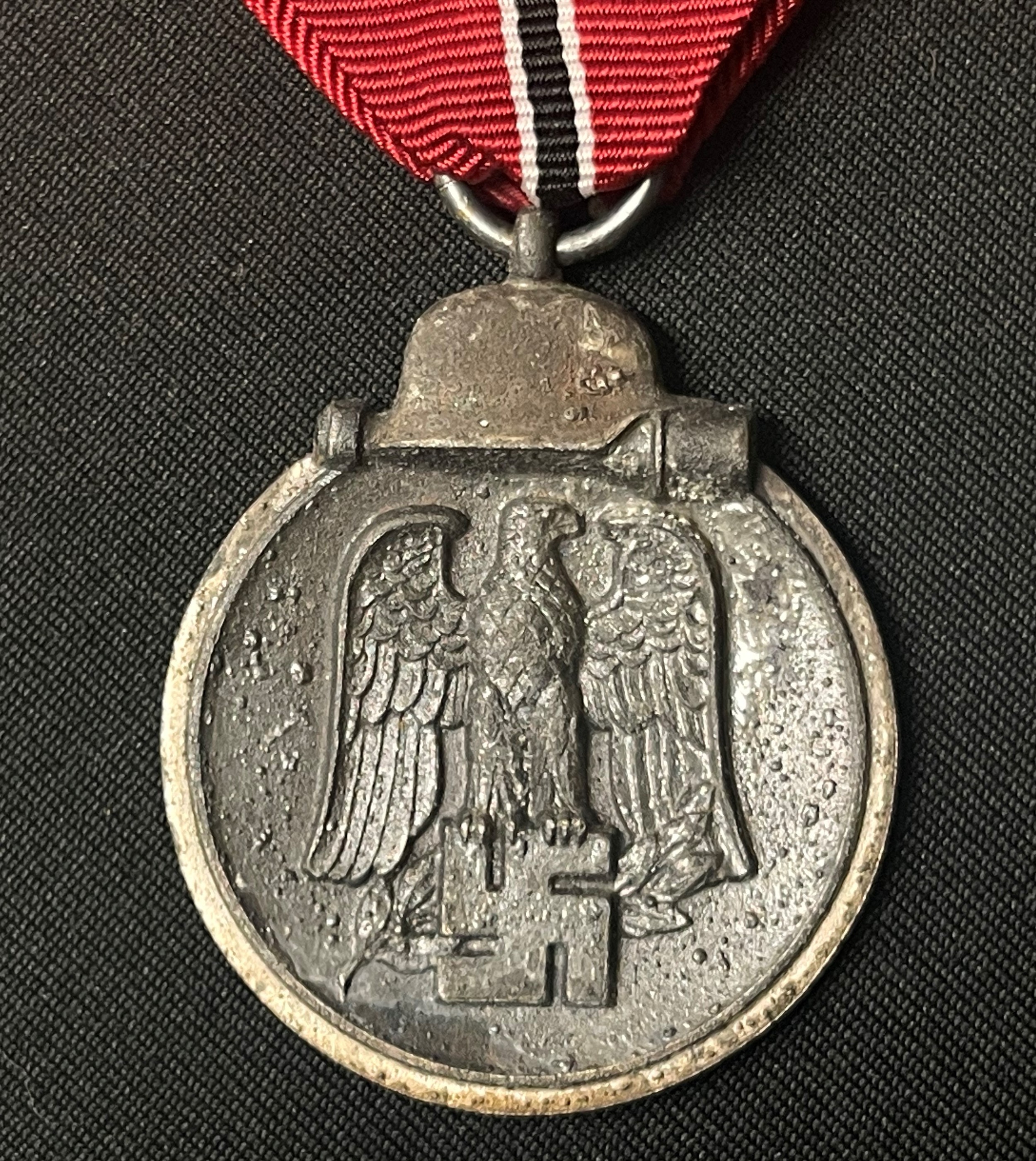 WW2 Third Reich Medaille "Winterschlacht im Osten 1941/42" (Ostmedaille) - Russian Front Medal.