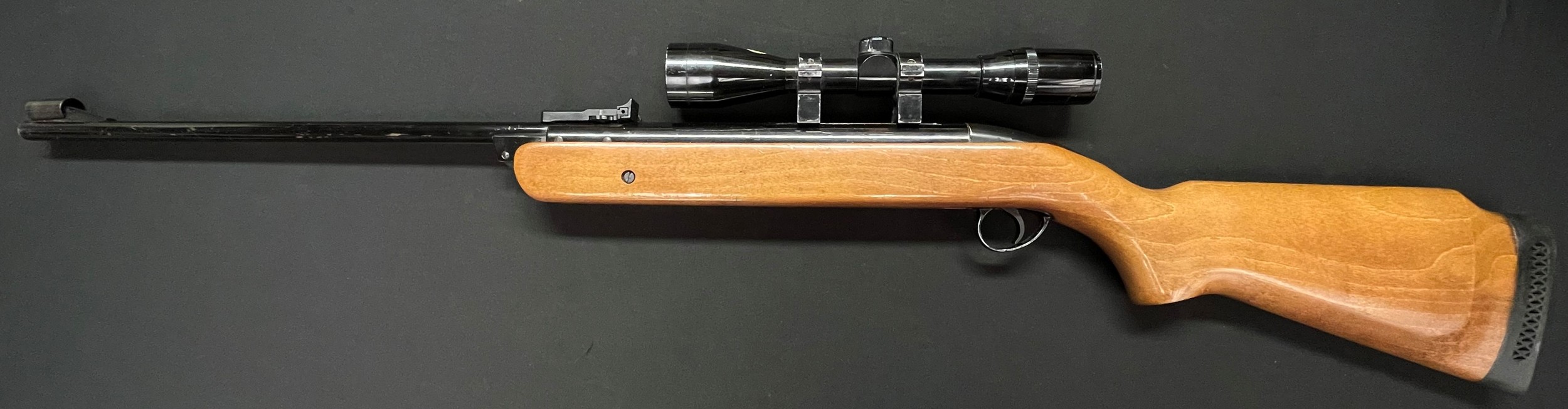 BSA Mercury Mark II .22 Air Rifle serial number ZA1468 with 470mm long barrel fitted with a Model 12