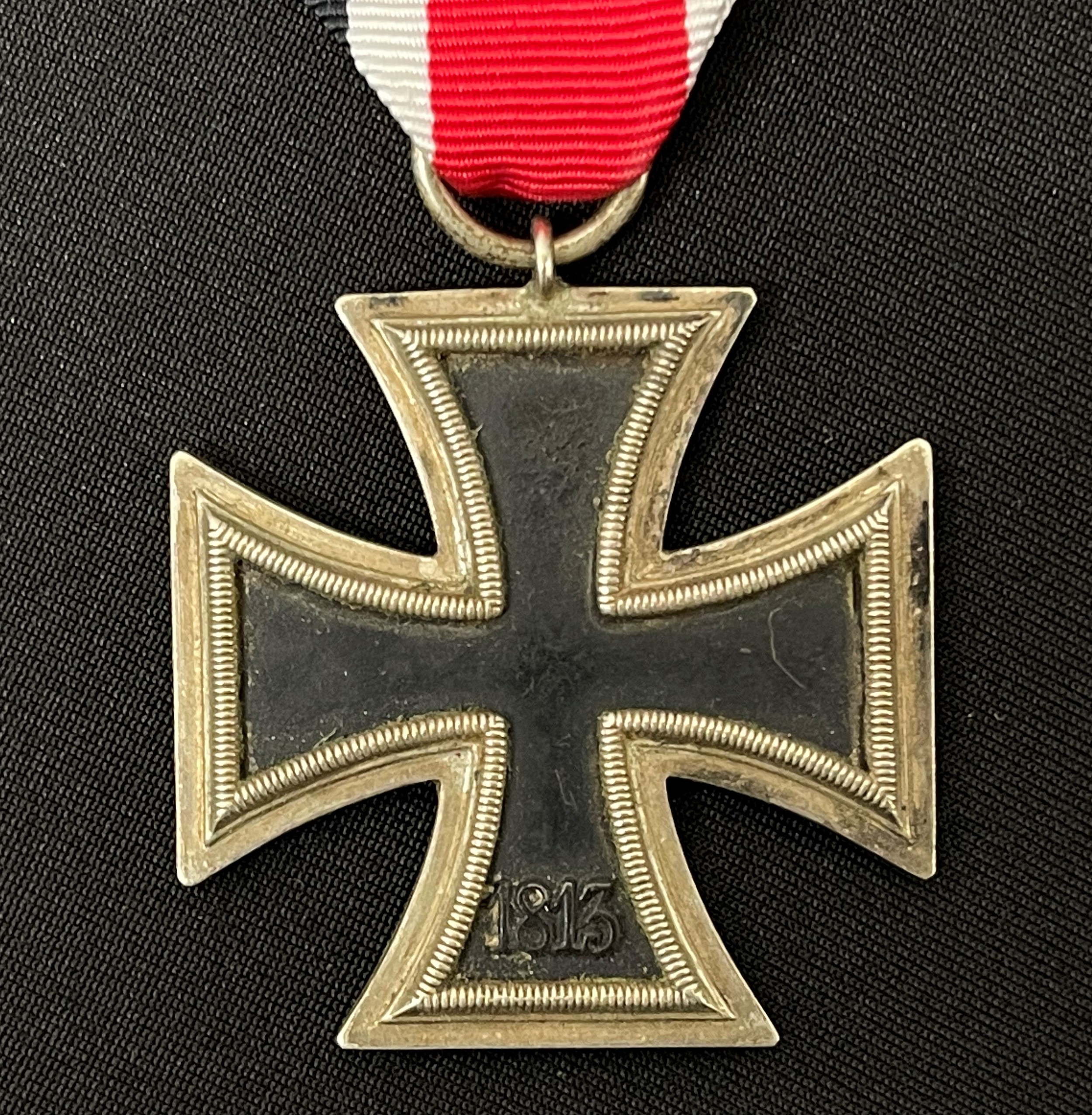WW2 Third Reich Eisernes Kreuz 2. Klasse. Iron Cross 2nd class 1939. Ring is maker marked "40". - Image 2 of 3