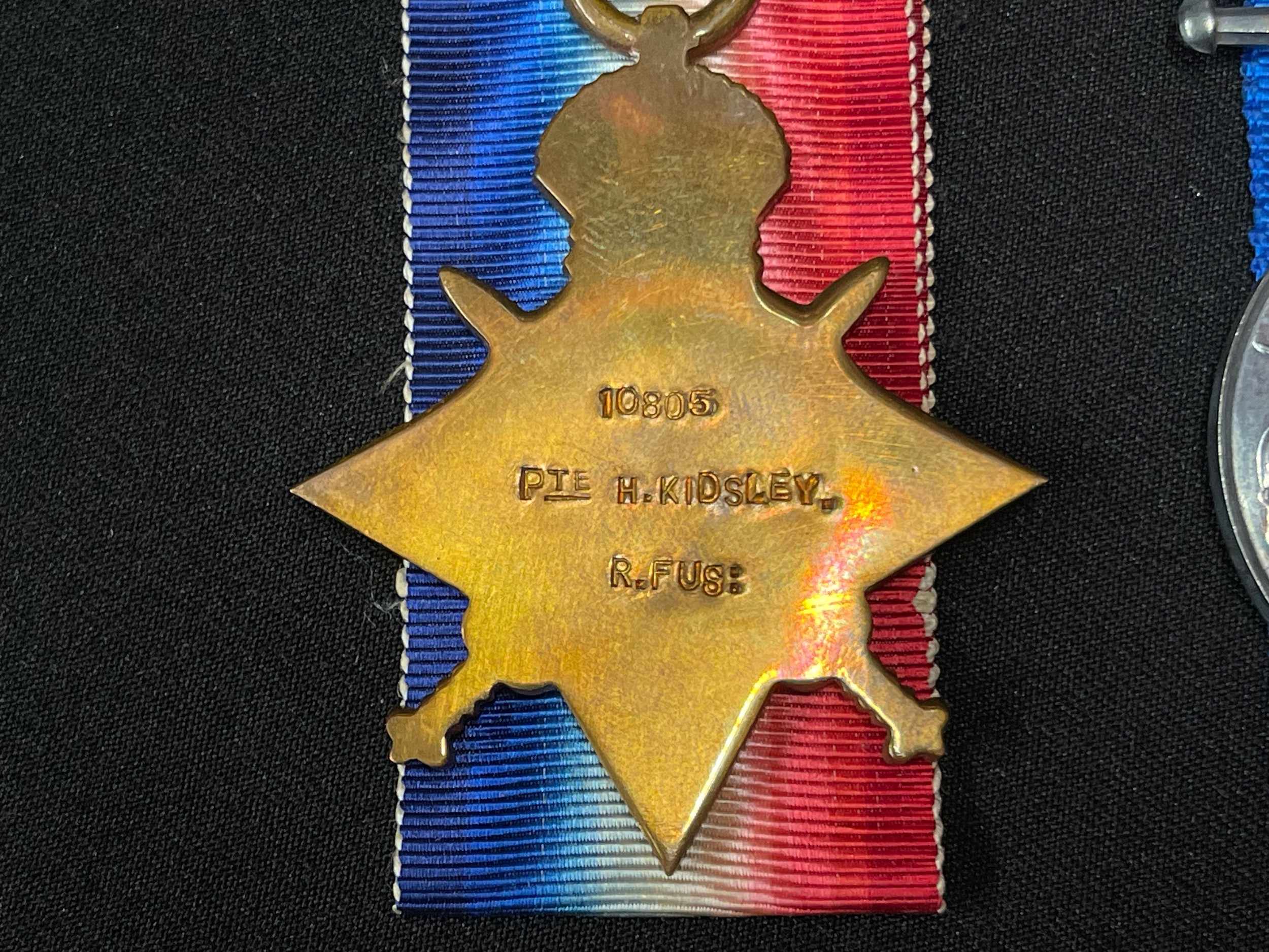 WW1 British 1914-15 Star, British War Medal and Victory Medal to 10805 Pte. H. Kidsley, Royal - Image 3 of 5