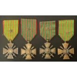 WW1 French Medal Croix de Guerre 1914–1918 collection each with Bronze Star and 1914-1918 reverse.