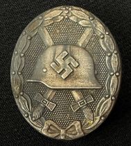 WW2 Third Reich Verwundetenabzeichen 1939 in Silber - Wound Badge 1939 in Silver. Maker marked "65".