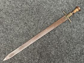 Sudanese Kaskara sword with double edged blade 620mm in length. No makers marks. Traces of