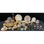 Ceramics - a set of six Minton’s ‘Cincinnati’ dinner plates; commemorative tankards, early 20th