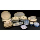 Ceramics - a Wedgewood Jasperware table lighter; two Wedgewood Jasperware circular dishes, decorated