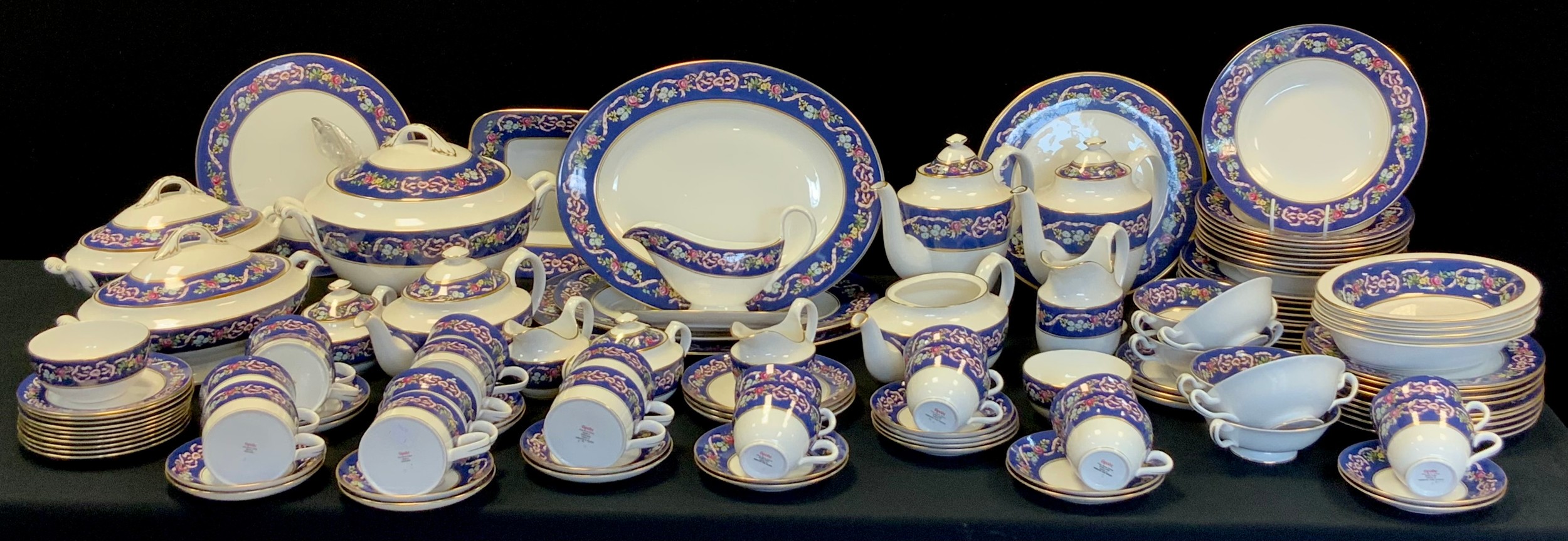 An extensive Spode Ribbons and Roses pattern dinner, tea and coffee service, inc three oval meat