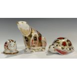 A Royal Crown Derby paperweight, Old Imari Polar Bear, designed by Sue Rowe, decorated in the 1128