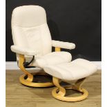 An Ekornes Stressless chair, 101cm high, 77cm wide, the seat 53cm wide and 44cm deep; conforming