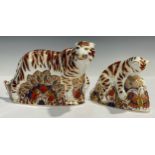 A pair of Royal Crown Derby paperweights, Bengal Tiger, gold stopper and Bengal Tiger Cub, gold