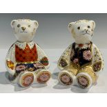 A pair of Royal Crown Derby paperweights, Yorkshire Rose Mummy Bear and Yorkshire Rose Daddy Bear,