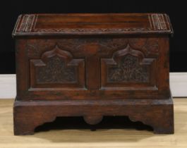 A 17th century style oak blanket chest, of small proportions, 45.5cm high, 69.5cm wide, 41.5cm deep