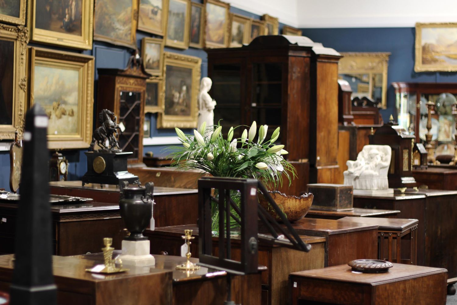 Antiques, Interiors, Estates and Collectables Auction including BBC Bargain Hunt