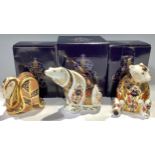 A Royal Crown Derby paperweight, Old Imari Polar Bear, designed by Sue Rowe, gold stopper, 11cm,