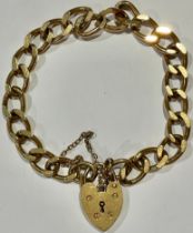 A 9ct gold curb link bracelet, love heart clasp, marked 375, 17.7g