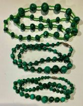 A string of malachite beads; others (3)