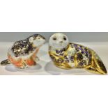 A Royal Crown Derby paperweight, Harbour Seal, limited edition 4,069/4,500, gold stopper, signed