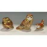 A Royal Crown Derby paperweight, Athena Owl, limited edition 236/750, signed in gold, gold