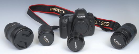 Photography: A Canon EOS 5Ds digital SLR camera, full frame CMOS sensor 50.6 megapixels, manuals