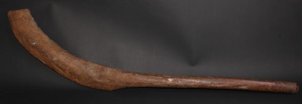 Tribal Art - a hardwood club, of Australian Aboriginal leangle type, curved blade, 103cm long