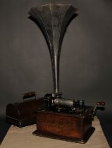 An early 20th century Edison Standard Phonograph, serial number 501941, the case 33.5cm wide, the