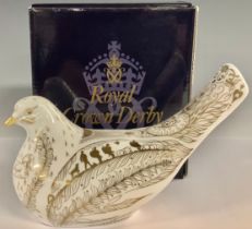 A Royal Crown Derby paperweight, Dove of Peace “Lest we Forget”, to mark the Centenary Anniversary