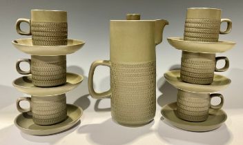 A Denby Chevron pattern tall coffee pot, 24.5cm, six coffee cans and saucers, c.1960