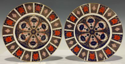 A pair of Royal Crown Derby Imari 1128 pattern dinner plates, 27cm, first quality, printed marks
