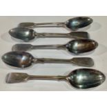 A set of five silver teaspoons, Sheffield 1909, 103g